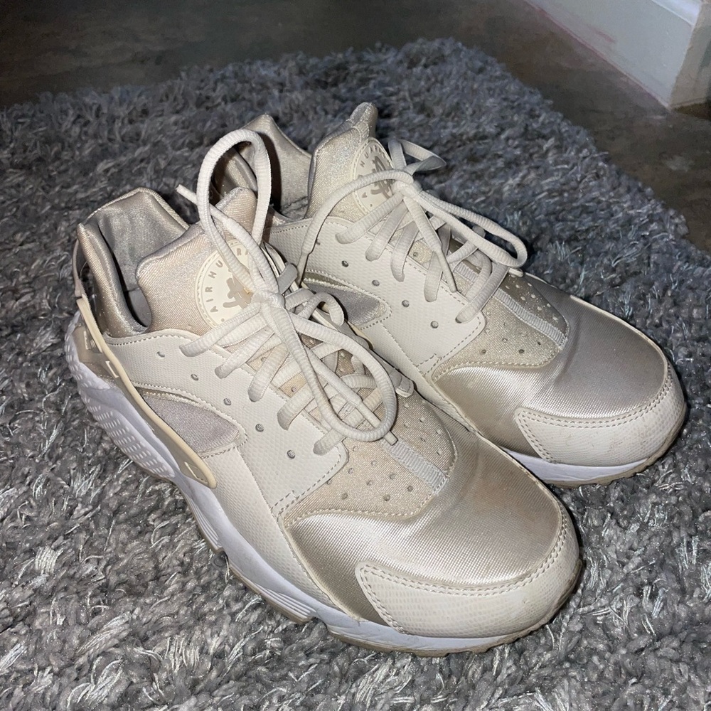 Nike Huarache Shoes